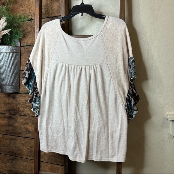Saints and Hearts Flutter Sleeve Mixed Knit Animal print detail Beige Sz Large - Picture 3 of 10